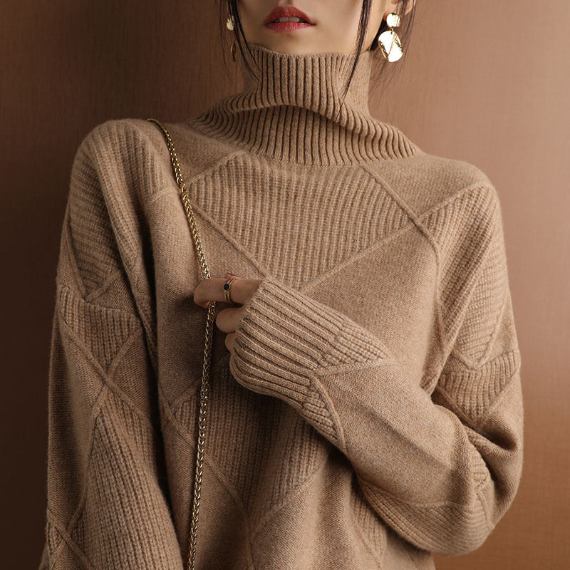 Adelina - Morbido maglione a collo alto