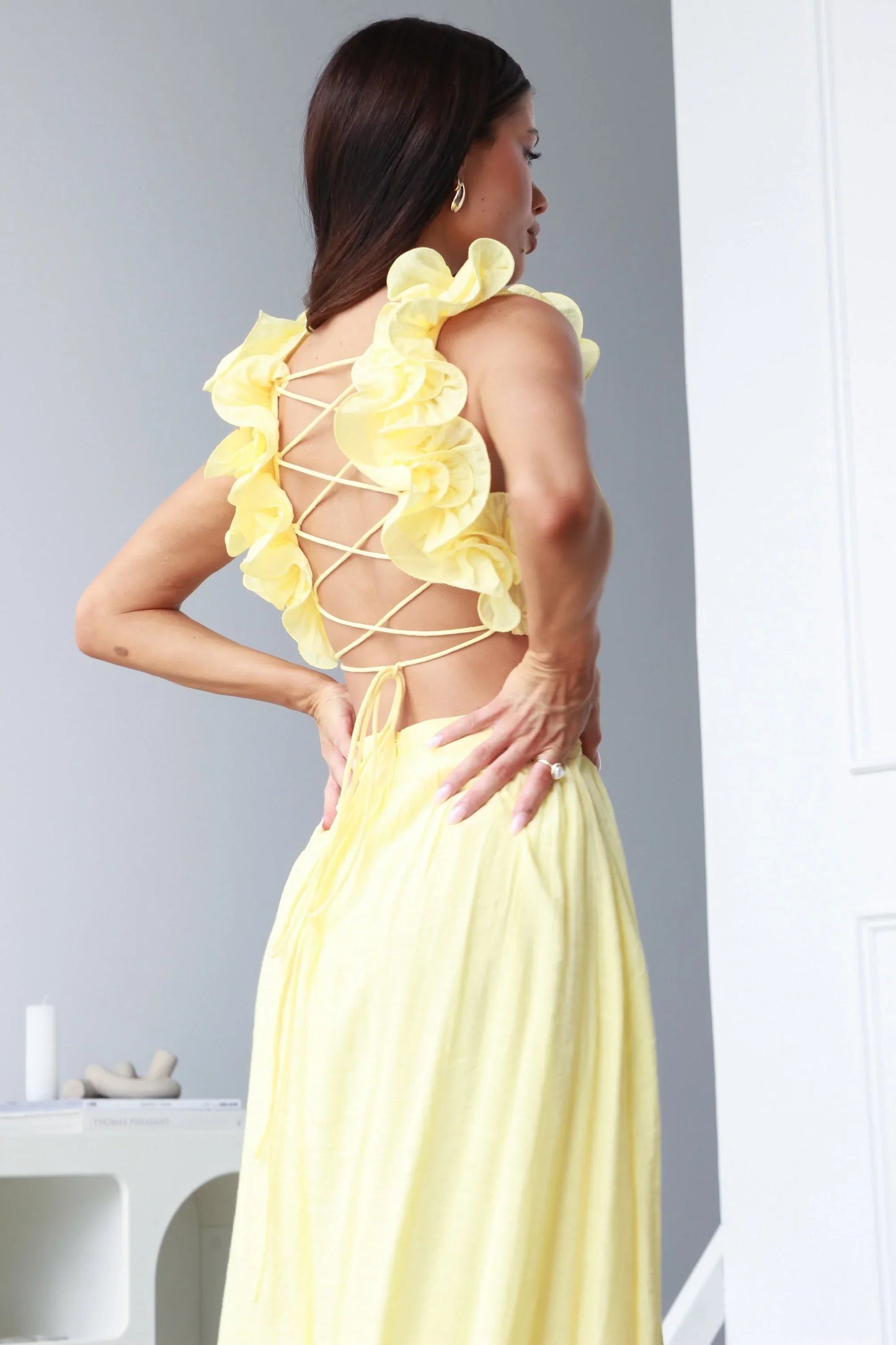Halee - Abito elegante con profondo scollo a V